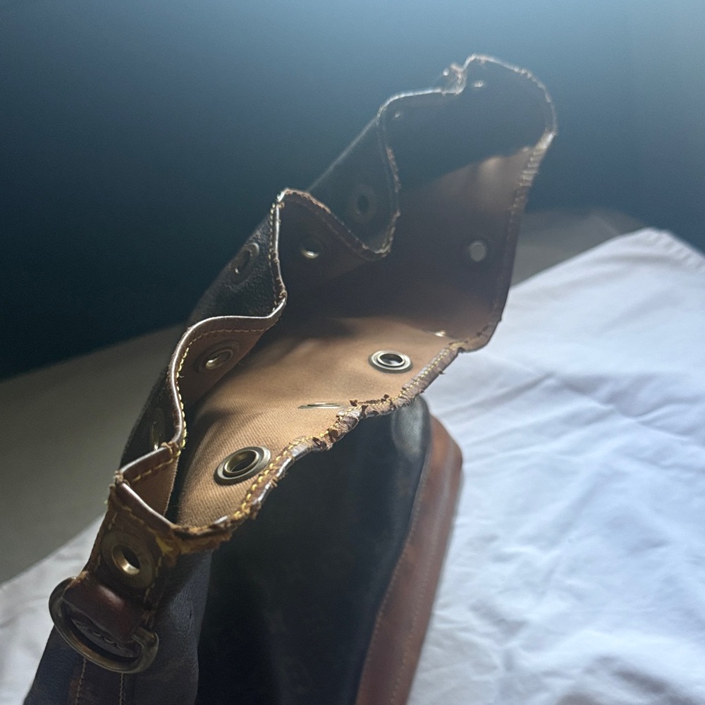 Louis Vuitton Vintage Monogram Satchel with Tan Leather Accents - Picture 2 of 5